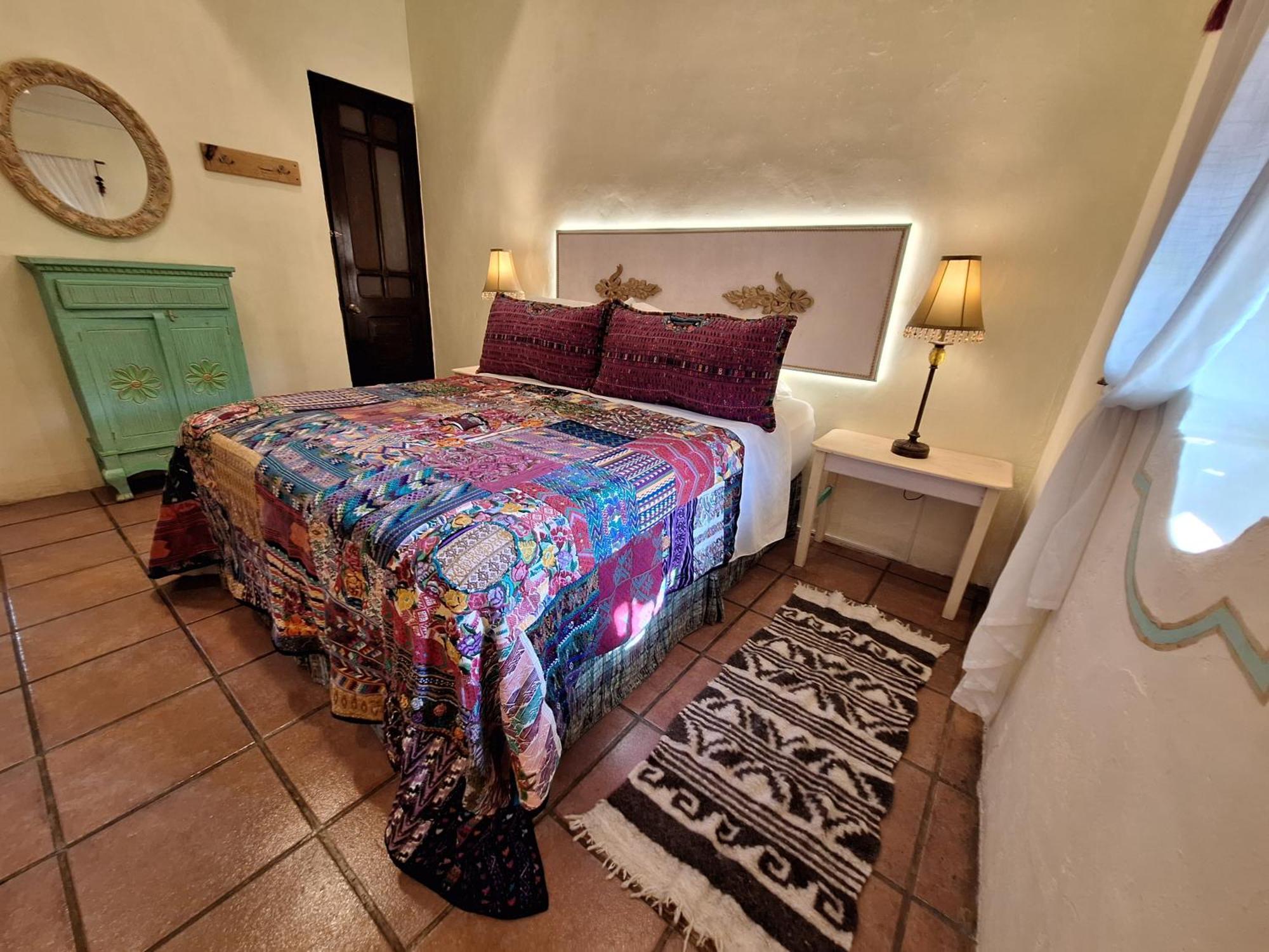 Yellow House Hostel B&B أنتيغوا غواتيمالا المظهر الخارجي الصورة